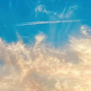 Thirty Seconds To Mars – It's the End of the World But It's a Beautiful Day